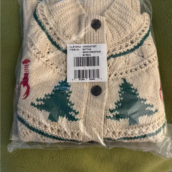 NWT LL Bean lobster Christmas sweater - Picture 3 of 4